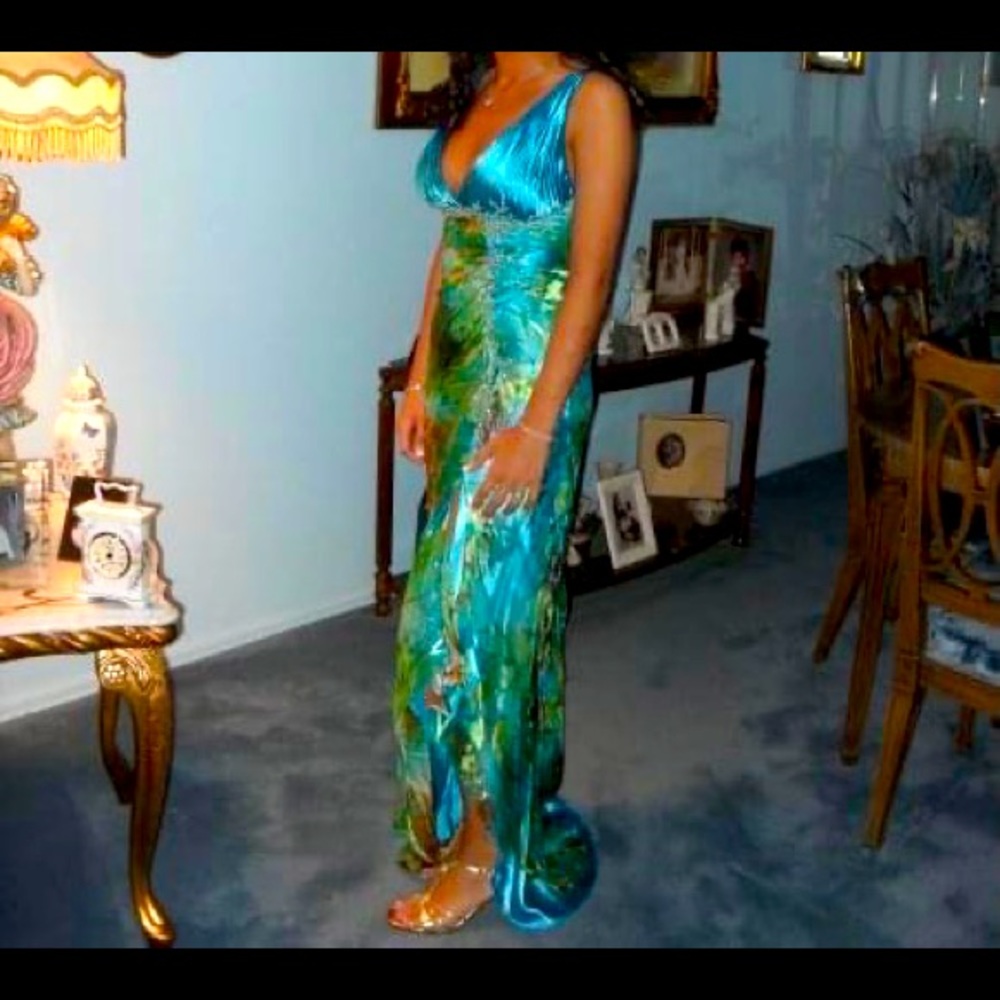 Prom gown